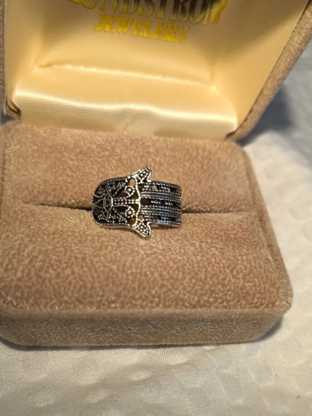 N/A elegant silver